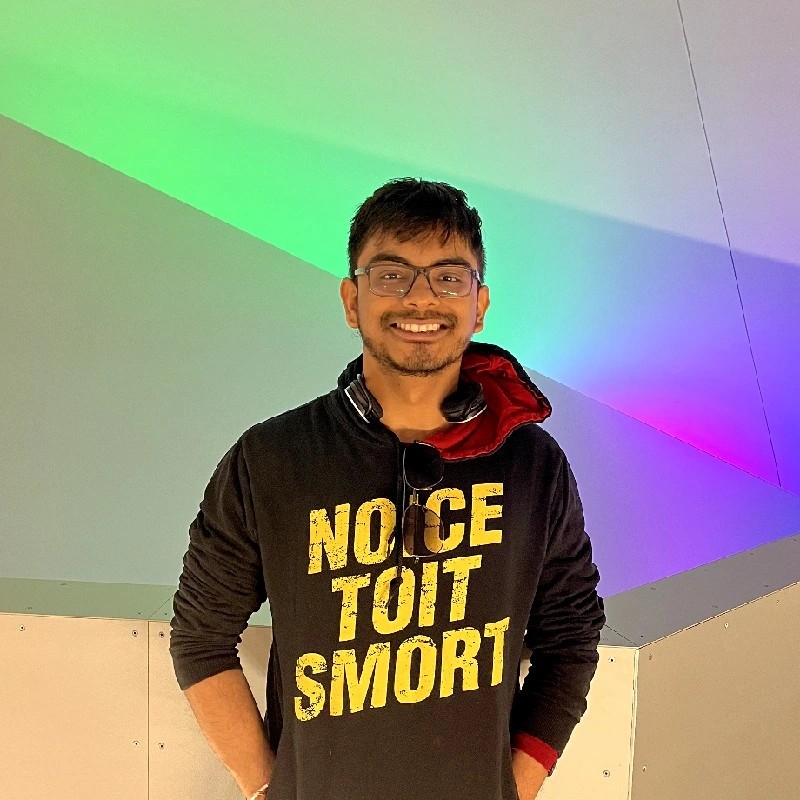 Dheeraj Khanna Profile